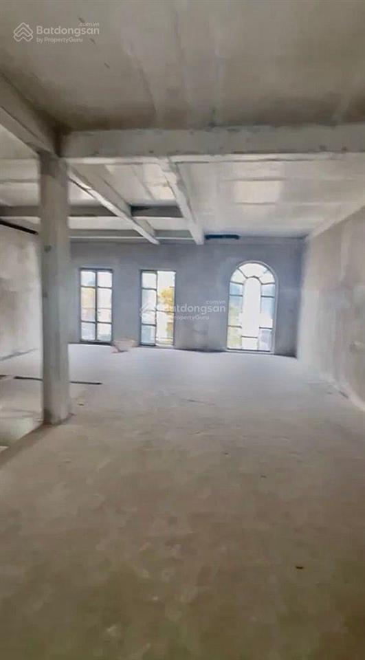 Bán nhà biệt thự phạm văn đồng 175m mặt tiền 12m cổng sau học viện tài chính giá 45 tỷ