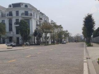 Bán nhà biệt thự phạm văn đồng 175m mặt tiền 12m cổng sau học viện tài chính giá 45 tỷ