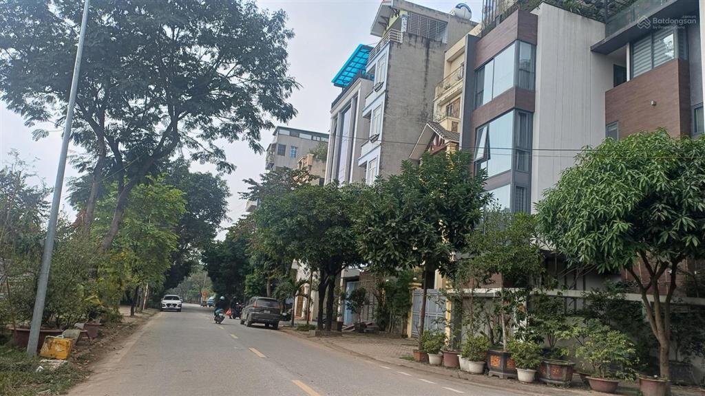 Bán đất mặt phố văn hội 220m2, lô góc 2 mặt tiền, giá 44 tỷ