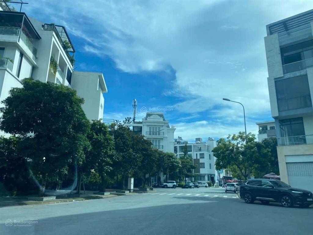 Bán nhà biệt thự đông ngạc 175m² mặt tiền 12m, giá hơn 45 tỷ