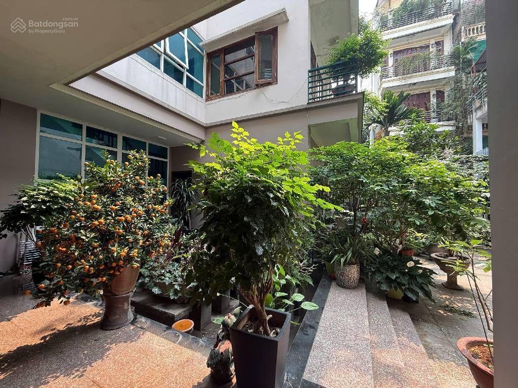 Hơn 60 tỷ sở hữu nhà tầng tây hồ 280m2, mt 15m đường ô tô tránh cách hồ tây 100m
