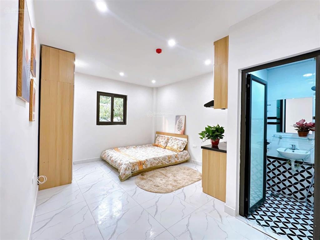 Tòa căn hộ dòng tiền 4.5 tỷ/năm, 9 tầng 180m lô góc giá nhỉnh 70 tỷ