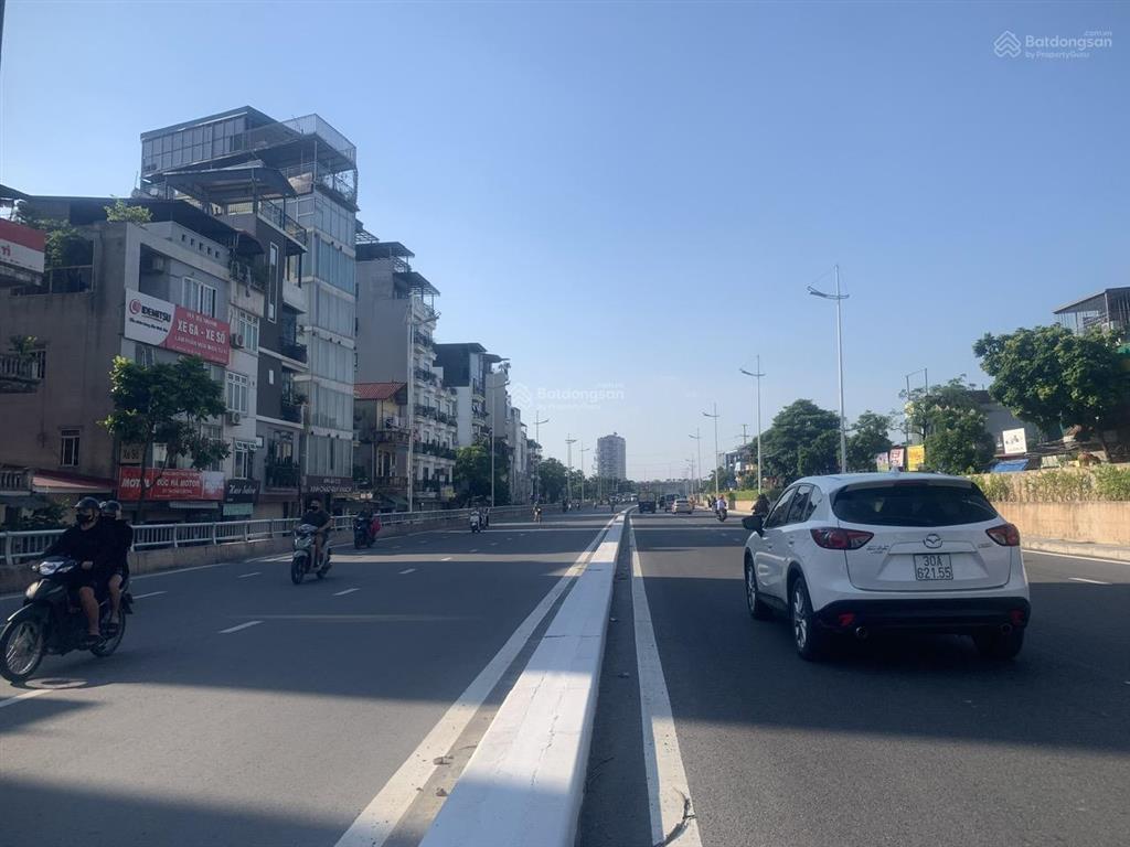 Bán đất mặt phố âu cơ bên lẻ 630m2 mặt tiền khủng, giá 140 tỷ