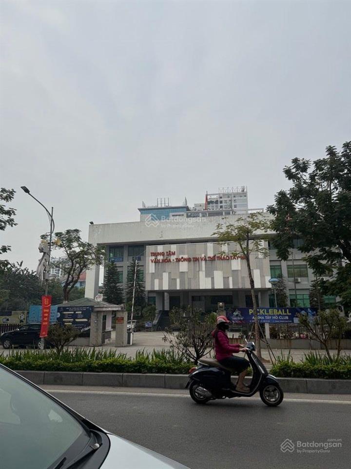 Bán đất mặt phố lạc long quân 625m² mặt tiền 19m giá 240