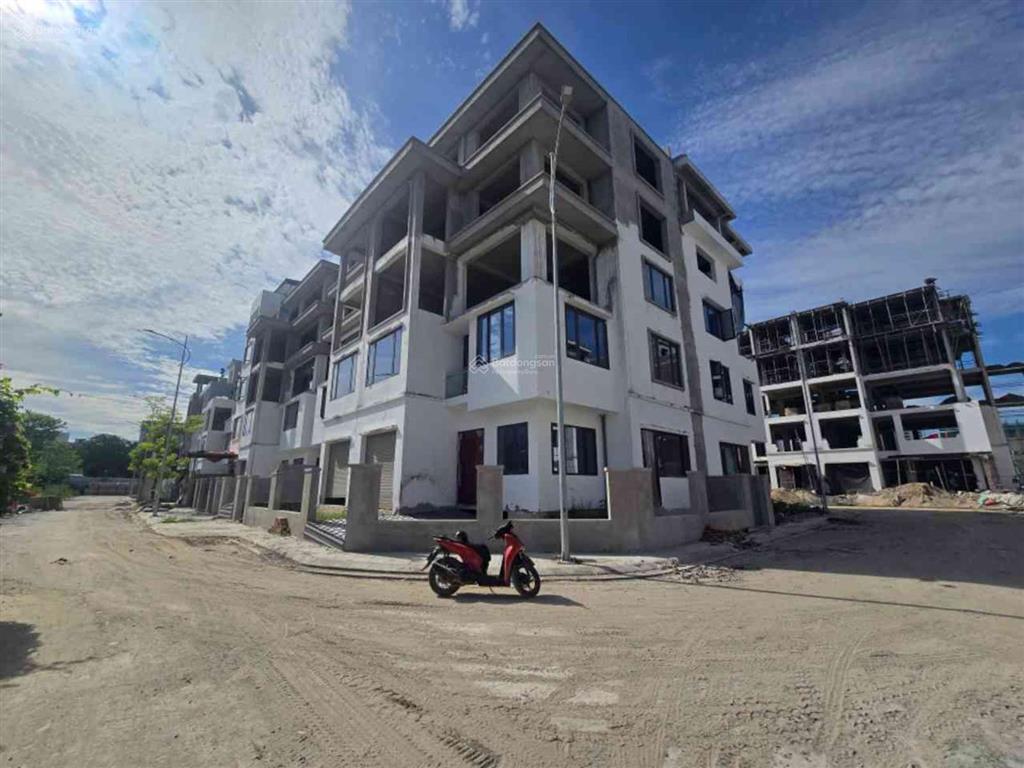 Bán nhà bt 7 tầng 180m mt 12m, kđt bắc cổ nhuế chèm giá nhỉnh 50 tỷ