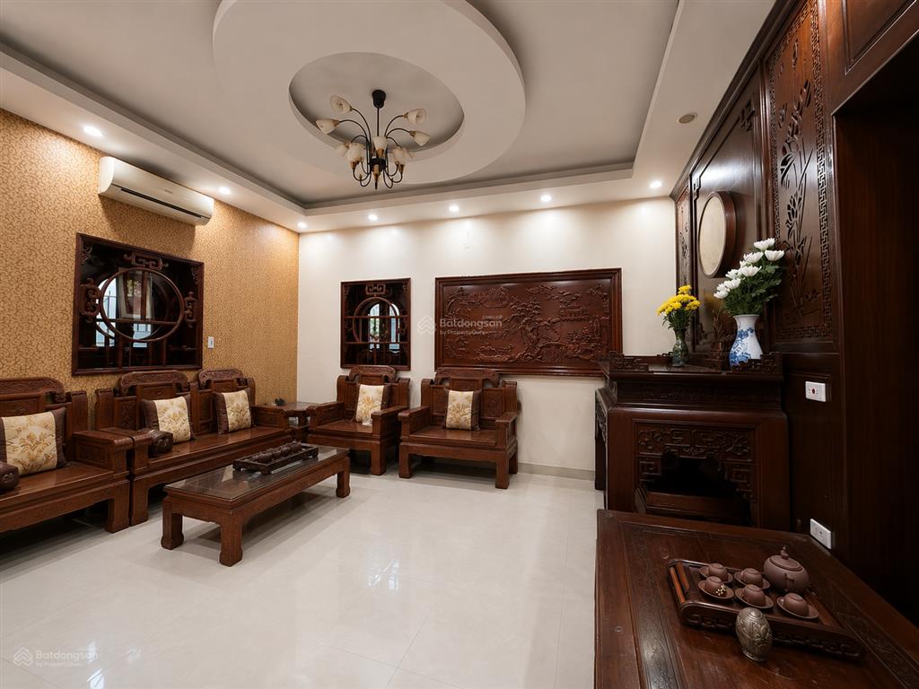 Bán biệt thự sân vườn phú thượng 210m2, mặt tiền 11m lô góc giá nhỉnh 39 tỷ