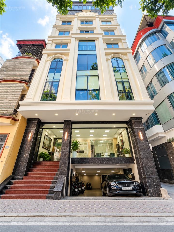 Mặt phố kinh doanh 9 tầng lô góc 115m, 2 mặt tiền cực thoáng giá hơn 50 tỷ