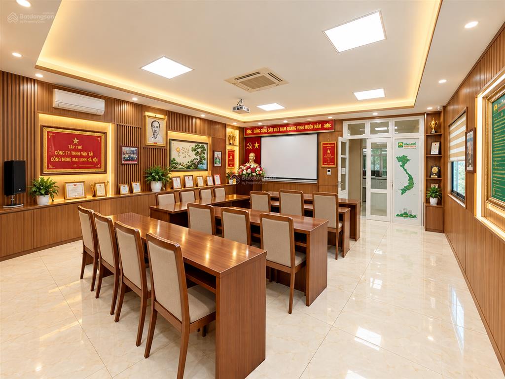 Mặt phố kinh doanh 9 tầng lô góc 115m, 2 mặt tiền cực thoáng giá hơn 50 tỷ