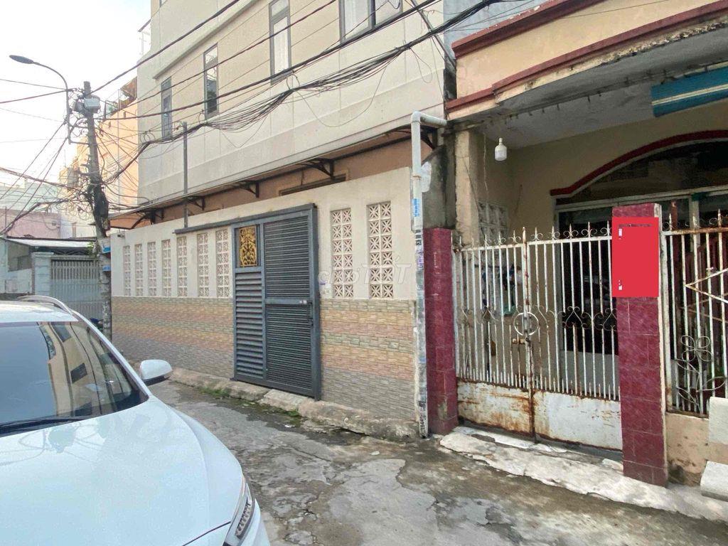 Bán Nhanh Căn nhà Cấp 4  1/ trường chinh Đường bàn cờ chợ lạc quang