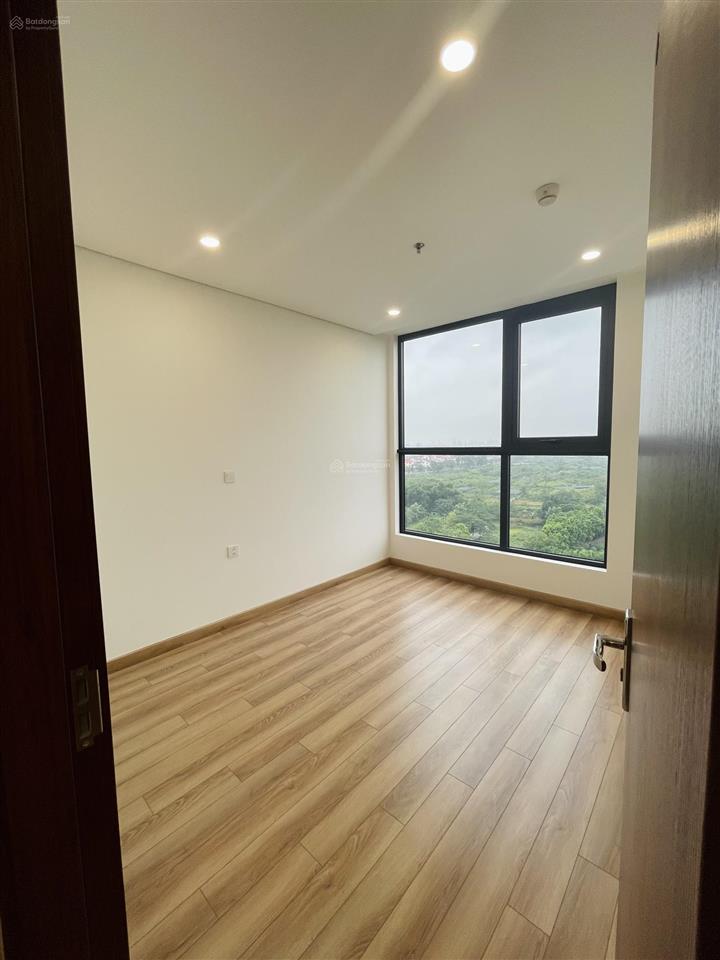 Chính chủ tôi bán căn 2pn 2wc, 3,15 tỷ, view thoáng vĩnh viễn và rất đẹp. ưu tiên người mua ở thực