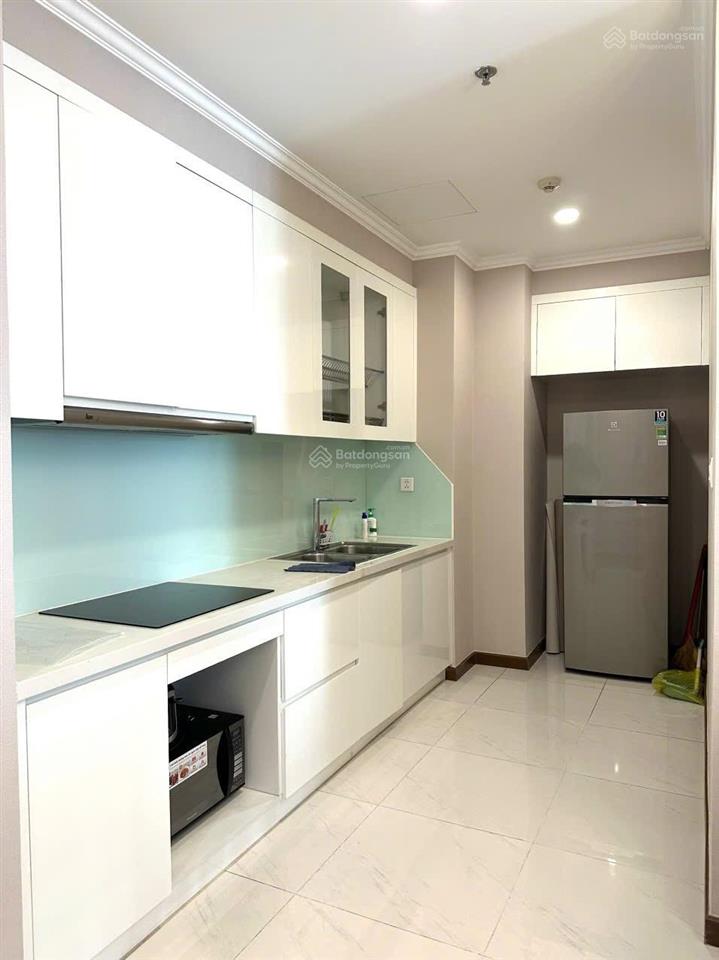 Vinhomes central park 57m2 bàn giao full nội thất có nguồn thu sẵn 20tr/tháng giá chỉ 5,950 tỷ