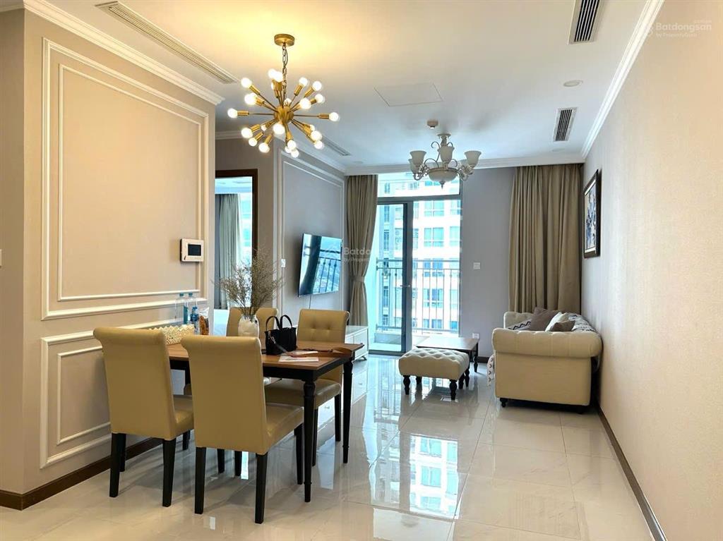 Vinhomes central park 57m2 bàn giao full nội thất có nguồn thu sẵn 20tr/tháng giá chỉ 5,950 tỷ