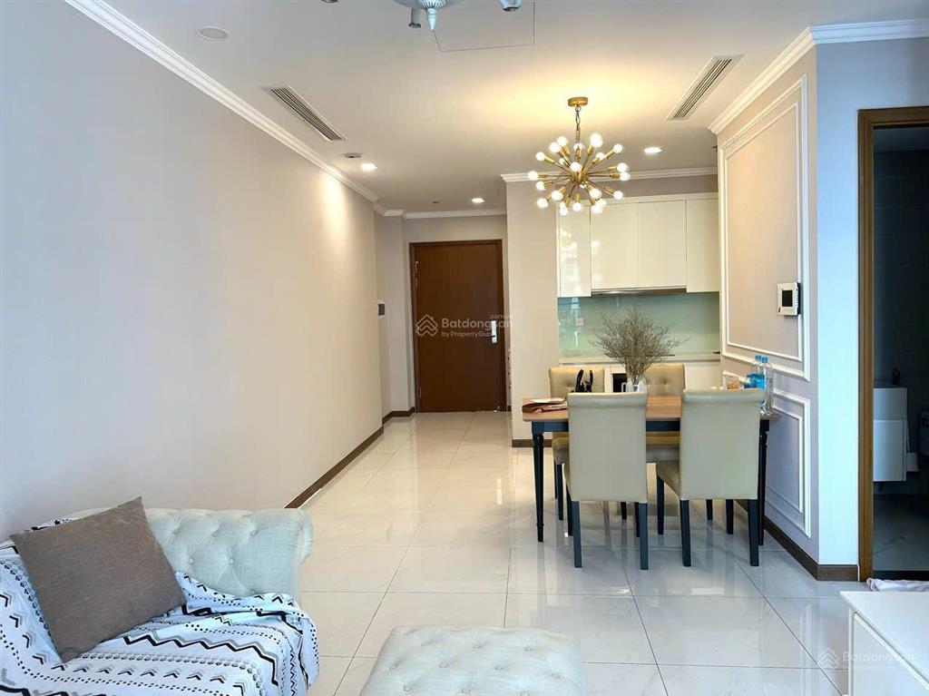 Vinhomes central park 57m2 bàn giao full nội thất có nguồn thu sẵn 20tr/tháng giá chỉ 5,950 tỷ