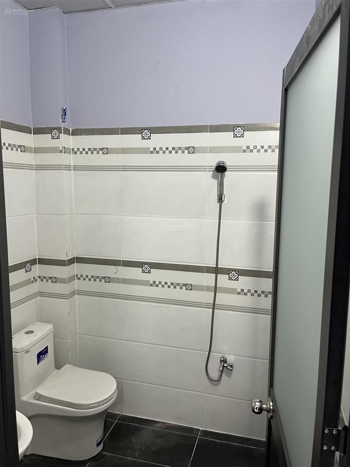 Cho thuê mặt bằng tại kp4b, nguyễn thái học, 5 triệu, 110m2, đẹp, nhiều tiện ích