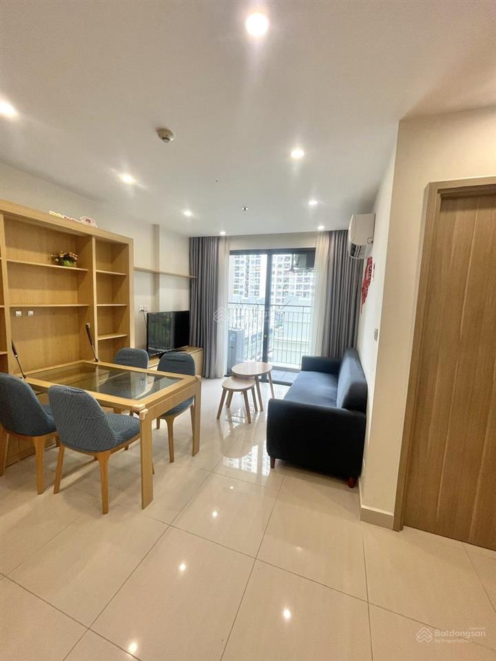 Cho thuê căn hộ 1 phòng ngủ + 1, ở vinhomes smart city