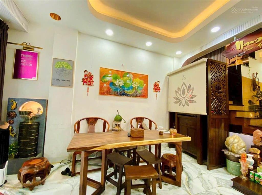 Trung tâm bình thạnh hxh nhà 5 tầng dòng tiền 23tr/tháng hơn 11 tỷ
