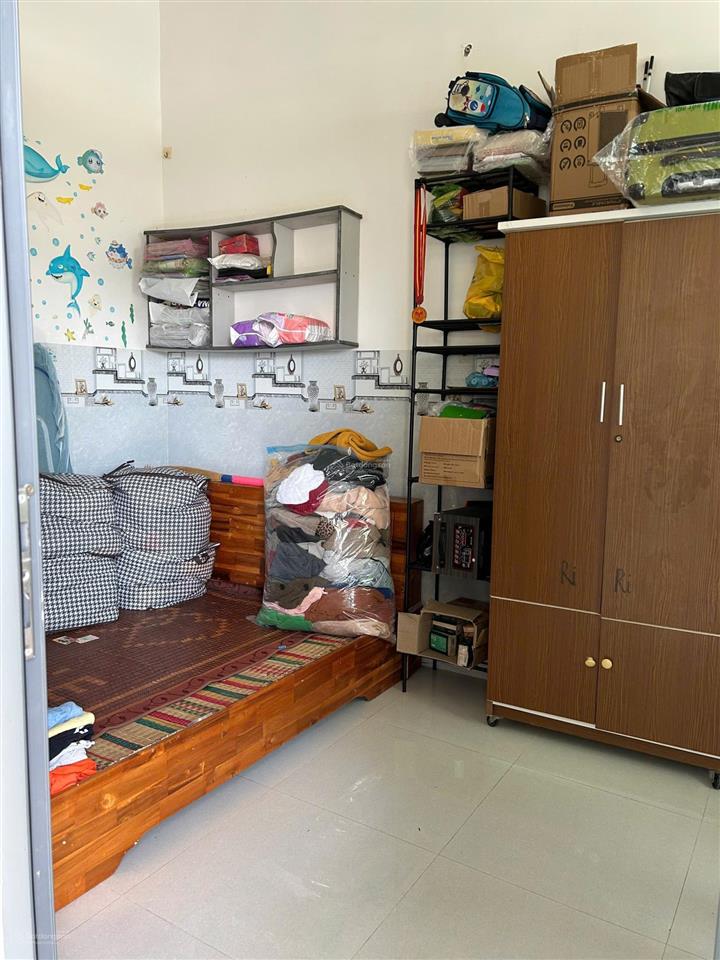 Chị chủ bỏ phố về vườn cần bán nhà gần biển bình sơn, giá chỉ 2.2 tỷ
