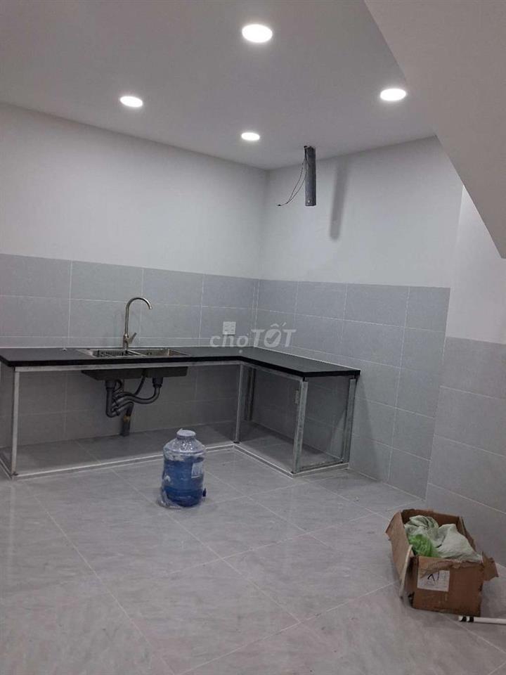nhà  mới xây dựng chưa qua xử dụng 
