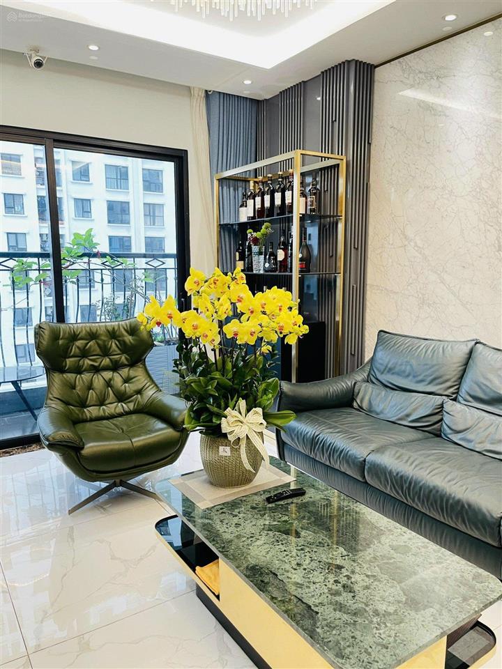 Chính chủ bán gấp căn góc 3pn gold season, full nội thất mới siêu xịn, chủ nhà đang ở, rẻ nhất tòa