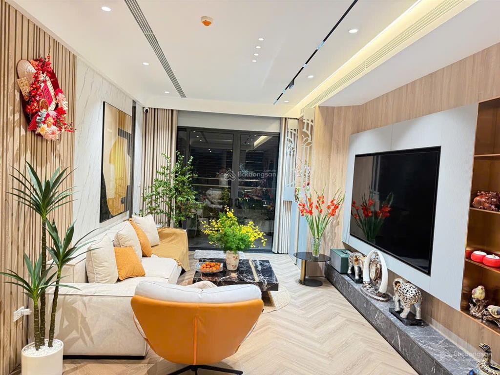 Chính chủ cần bán căn góc 3ngủ chung cư eco green, full nt, 100m2, bán gấp rẻ, tầng 22, có slot ôtô