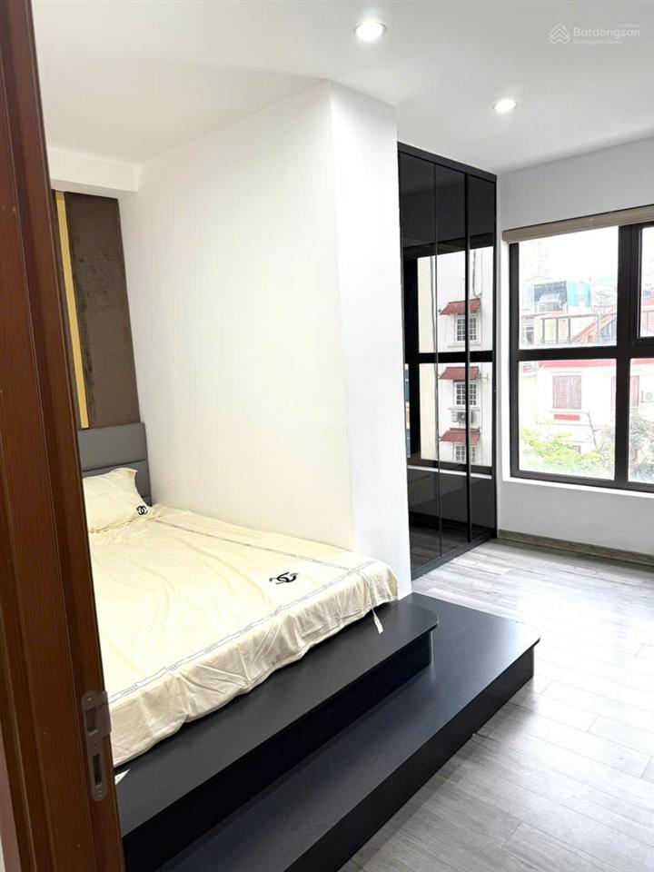 Chính chủ bán căn 2 ngủ có ban công đông nam thoáng đẹp tòa eco dream, 70m2, nội thất đẹp, tầng 22