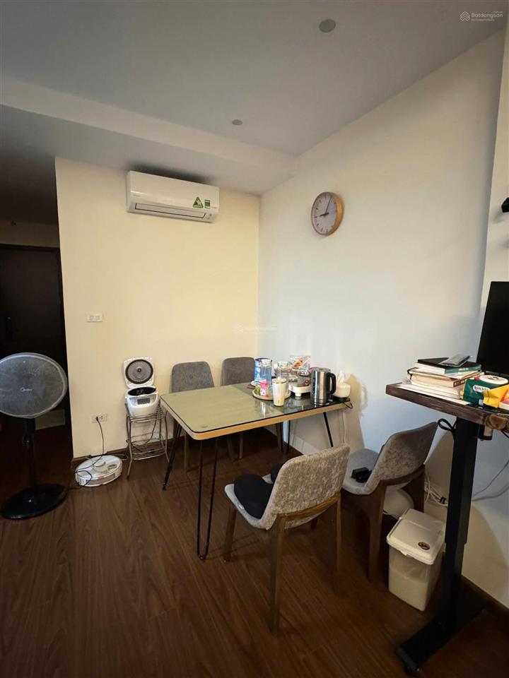 Cho thuê căn hộ 90 nguyễn tuân, 12 triệu, 73m2, view đẹp, nt đẹp, hướng mát, ở ngay, chủ dễ tính