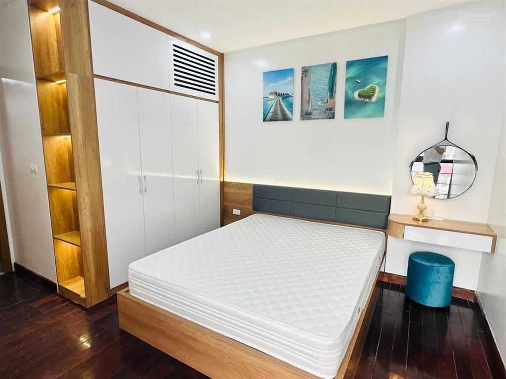Chủ nhà bán gấp căn hộ 2pn handi resco 31 lê văn lương, sổ đỏ sẵn, tầng 12, giá rẻ, bc đông nam