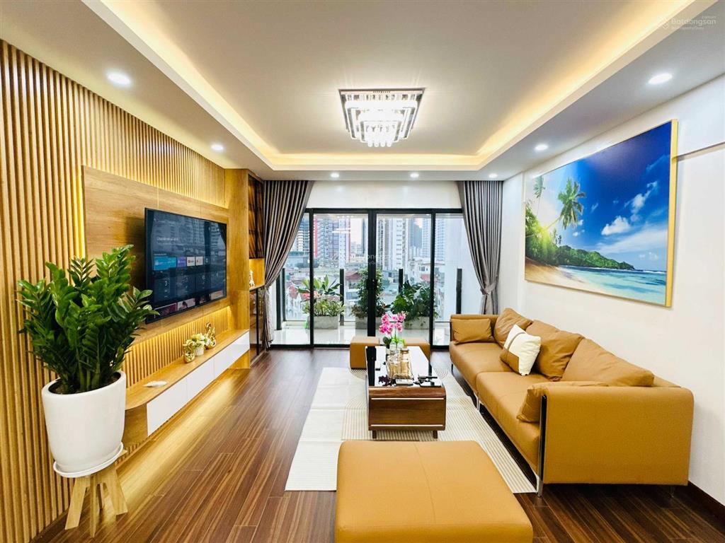 Chủ nhà bán gấp căn hộ 2pn handi resco 31 lê văn lương, sổ đỏ sẵn, tầng 12, giá rẻ, bc đông nam