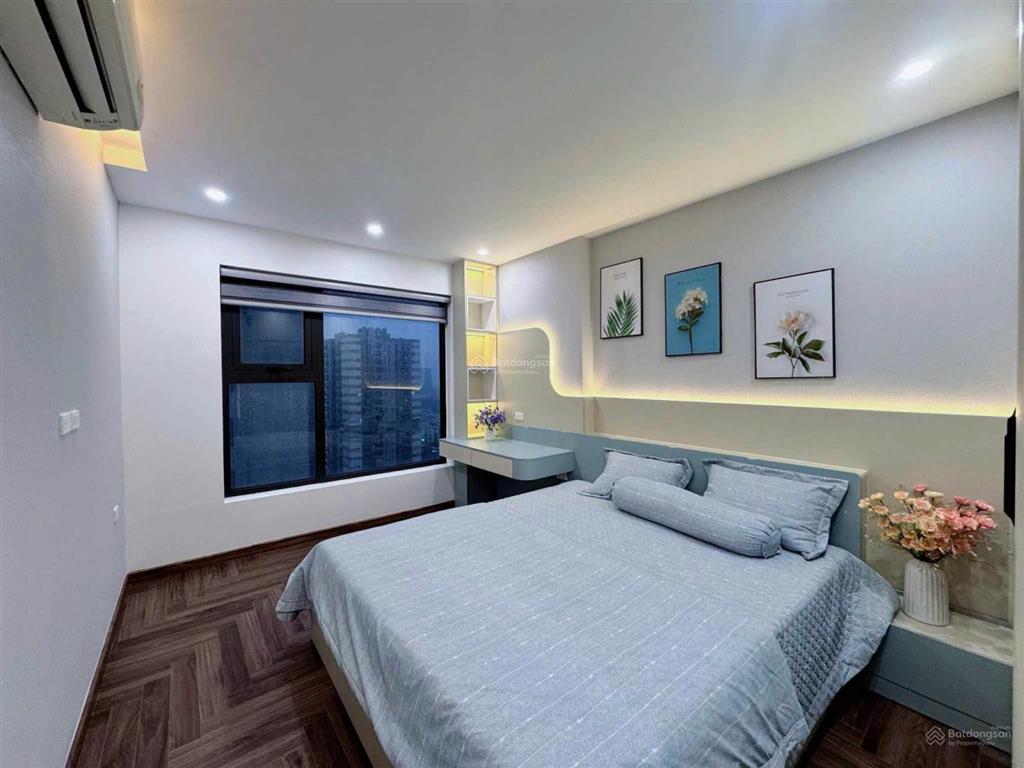 Tin vip! bán căn rẻ nhất chung cư golden land 275 nguyễn trãi  view nội khu, sẵn sổ đỏ, có slotôtô
