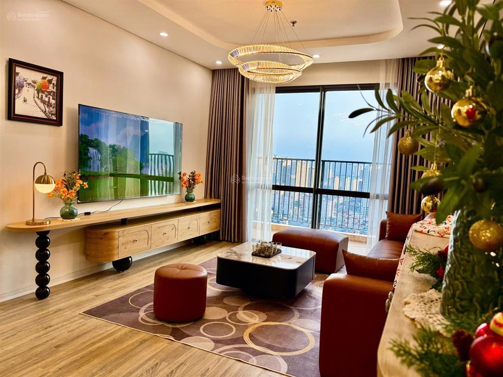 Bán căn hộ chung cư tại trung tâm thương mại tsq, 5 tỷ vnd, 76m2 view hồ triệu đô, giá rẻ, sổ đỏ