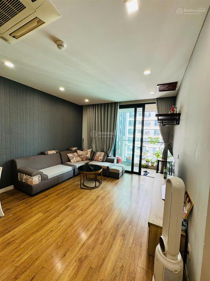 Chính chủ gửi bán căn hộ the legend nguyễn tuân, căn 2ngủ 2vs 72,5m2, full nt, giá 7tỷ2, sẵn sổ đỏ
