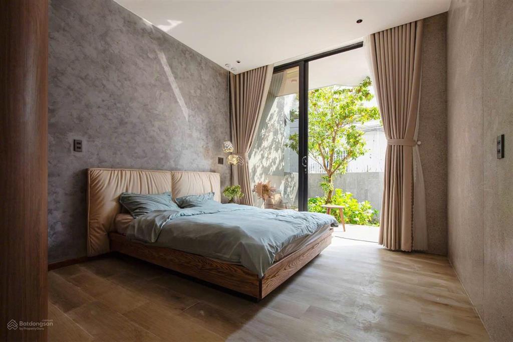 Bán villa 3 tầng 2 mặt kiệt đường ô tô thông khu nam việt á gần sông  đang khai thác 50tr/tháng