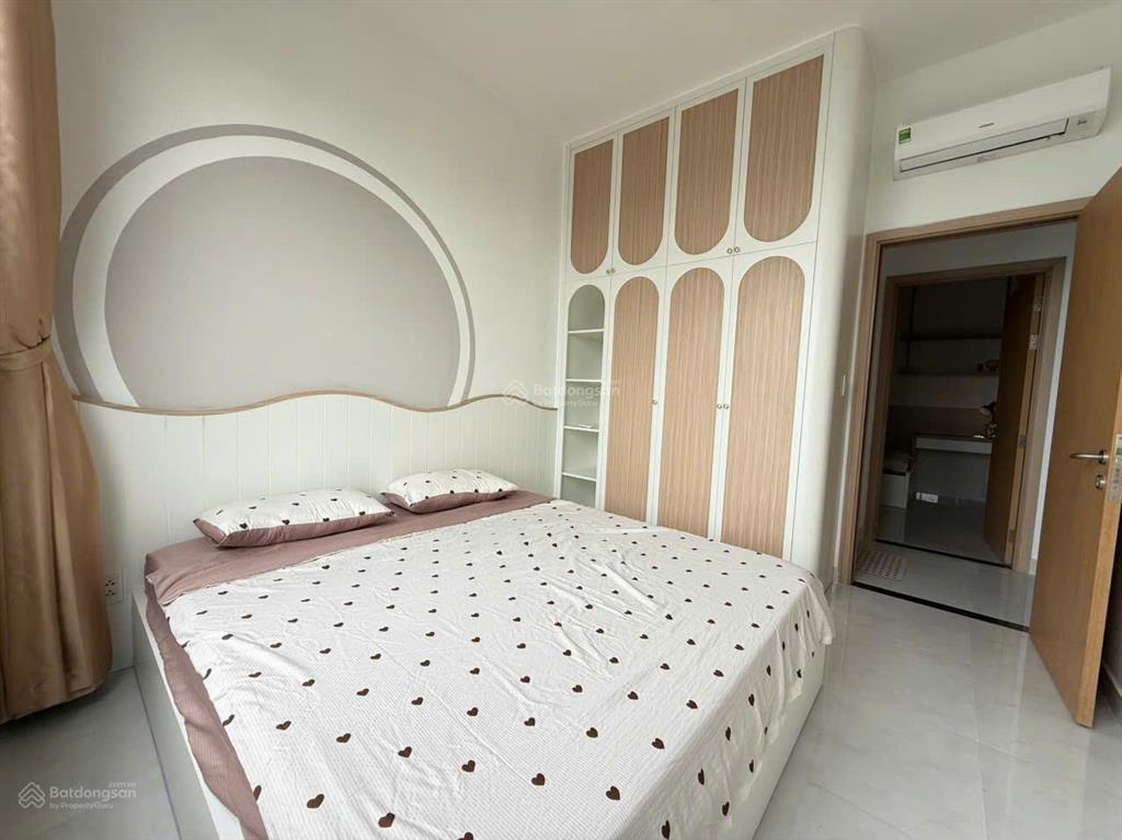 Không thể bỏ lỡ căn 2pn  2wc  76m2 full nt chỉ xách vali vào ở giá 10 triệu tốt nhất dự án