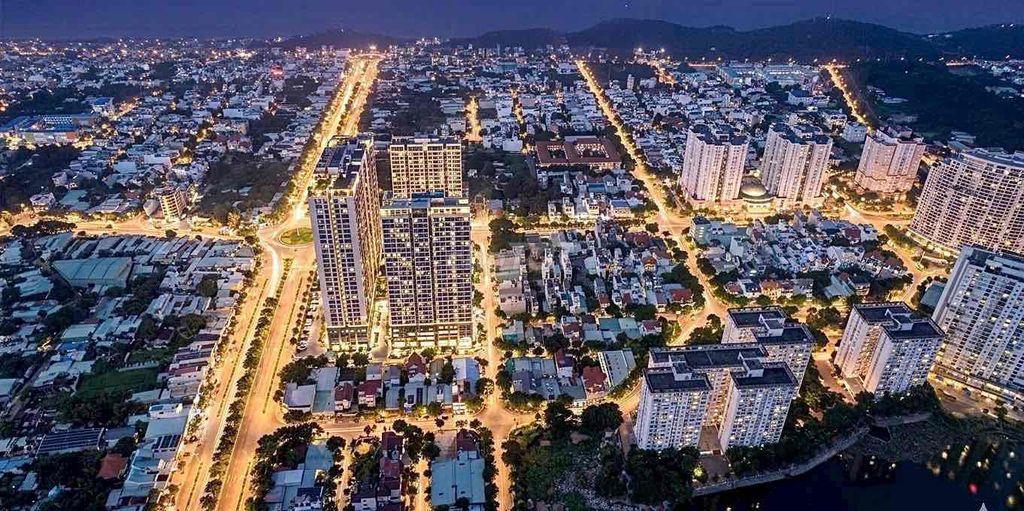 Bán đất mặt tiền Hà Huy Tập ( đường D5 cũ khu du lịch biển Long Cung)