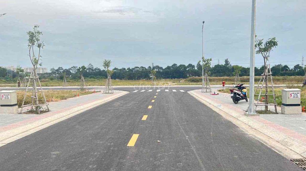 Cần bán đất nền khu 10 ha Lưu Chí Hiếu ( Seaview ) - Vị trí đẹp