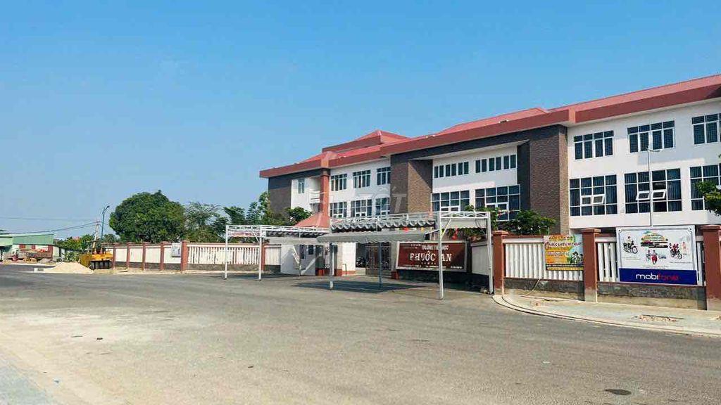 Cần bán đất nền khu 10 ha Lưu Chí Hiếu ( Seaview ) - Vị trí đẹp