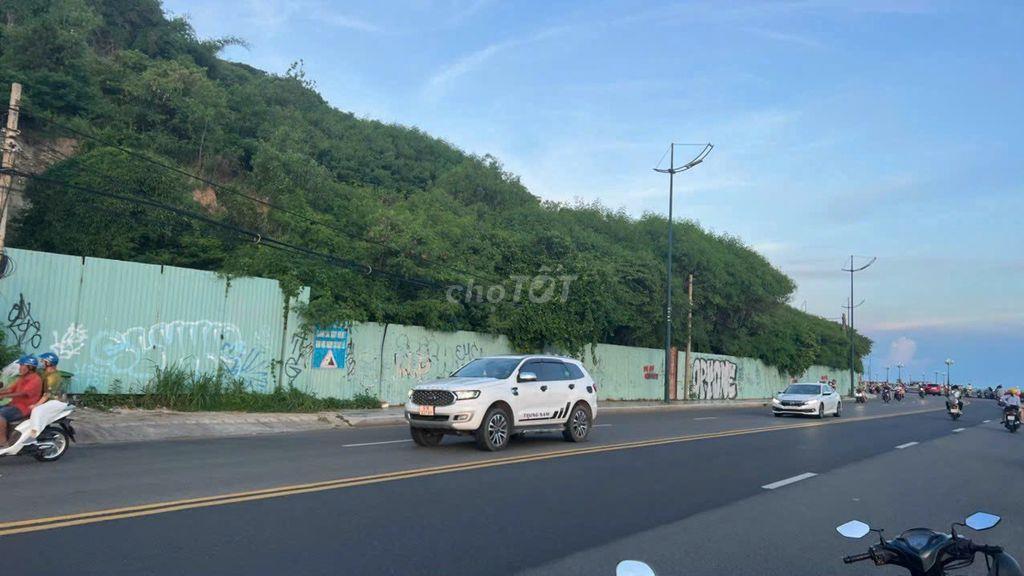 Bán đất MT Hạ Long - Lưng tựa núi mặt hướng biển
