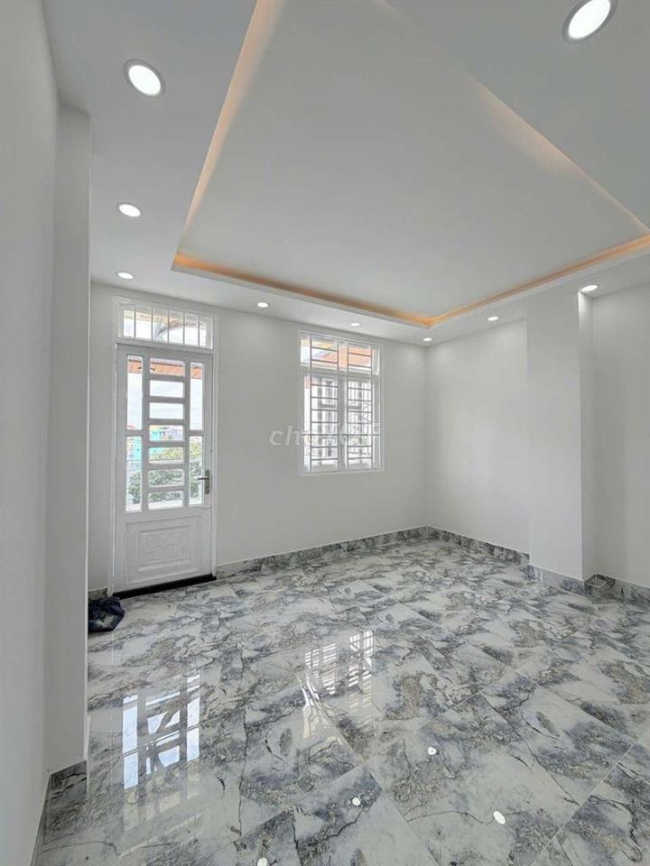 MT 33 Lê Công Phép 4.5x20 3 lầu