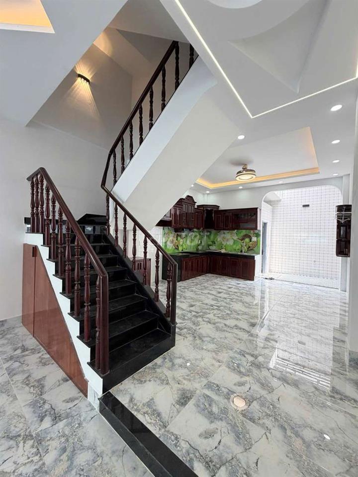 MT 33 Lê Công Phép 4.5x20 3 lầu