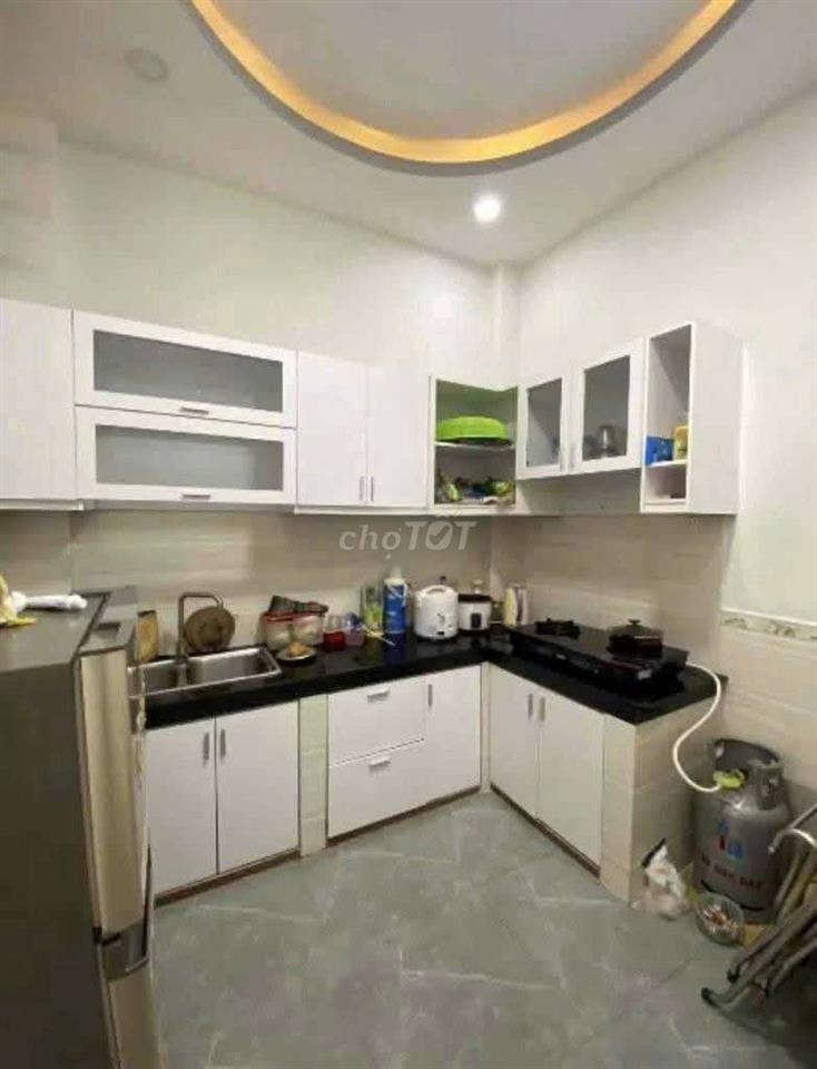 Nhà KDC Bình Phú 3x10 1 trệt 1 lầu