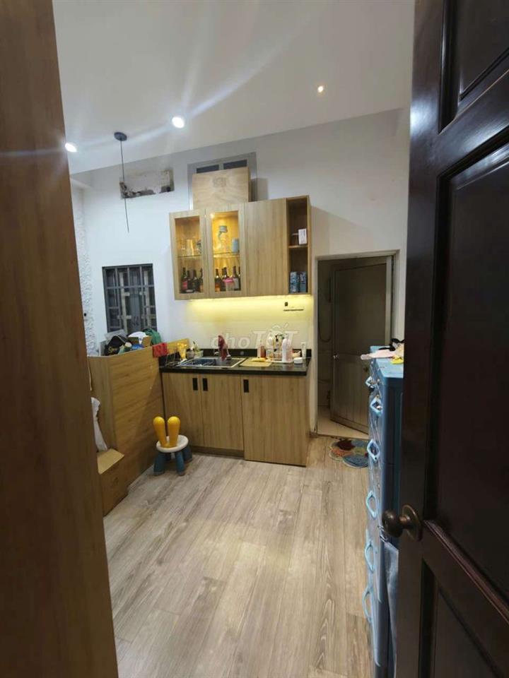 Nhà khu dân cư Bình Phú 4x10 1 trệt 2 lầu 
