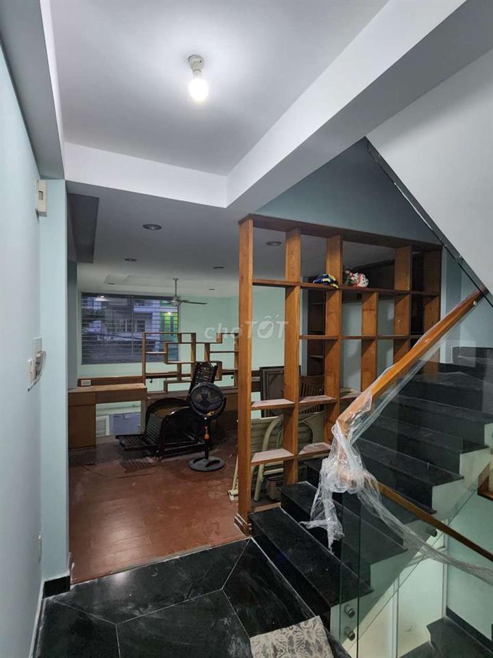 Bán nhà mới đường 10m KDC Bình Phú 4x18 3 tấm rưỡi