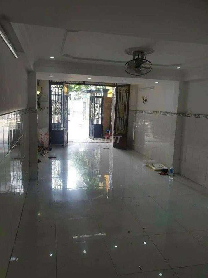 Bán nhà mặt tiền đường số 3 Bình Phú P11 Q6