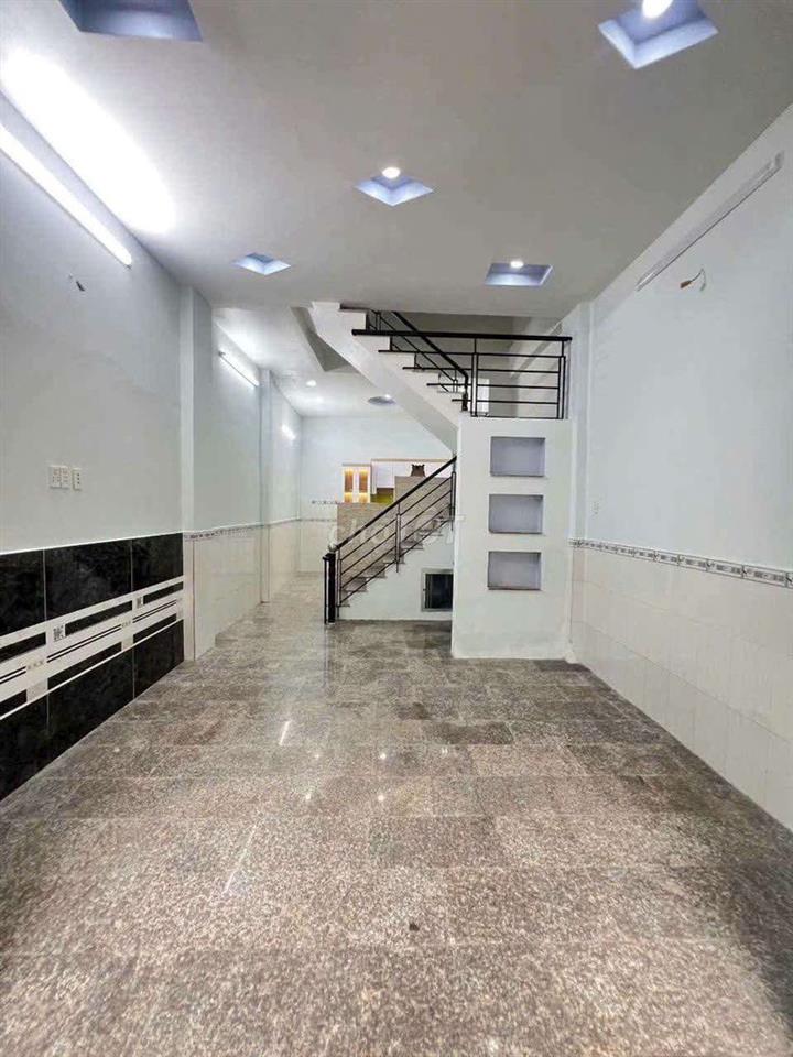 Nhà hẻm Nguyễn Văn Luông 4x11 1 trệt 2 lầu 4PN