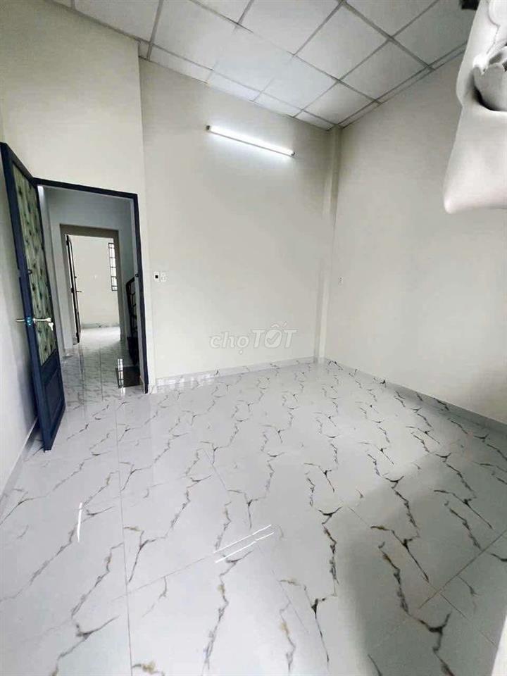 Nhà hẻm Nguyễn Văn Luông 4x11 1 trệt 2 lầu 4PN