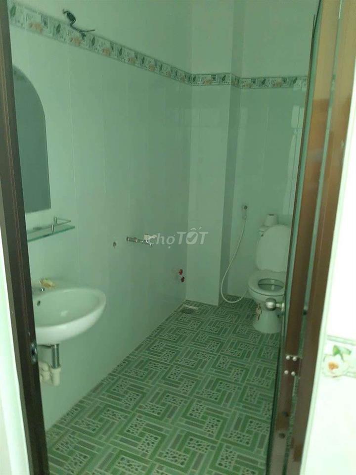 Nhà 17 đường 78 đối diện công viên 4x15 3 lầu