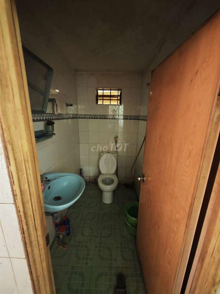 Chính chủ bán nhà 122 đường 68 KDC Bình Phú