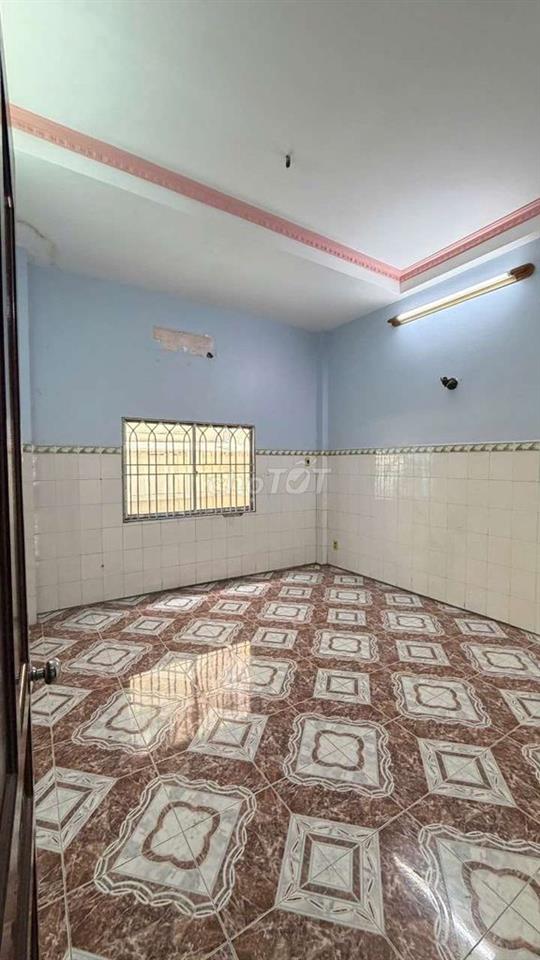Mặt tiền 43 đường 19 KDC Bình Phú đối diện chung cư western