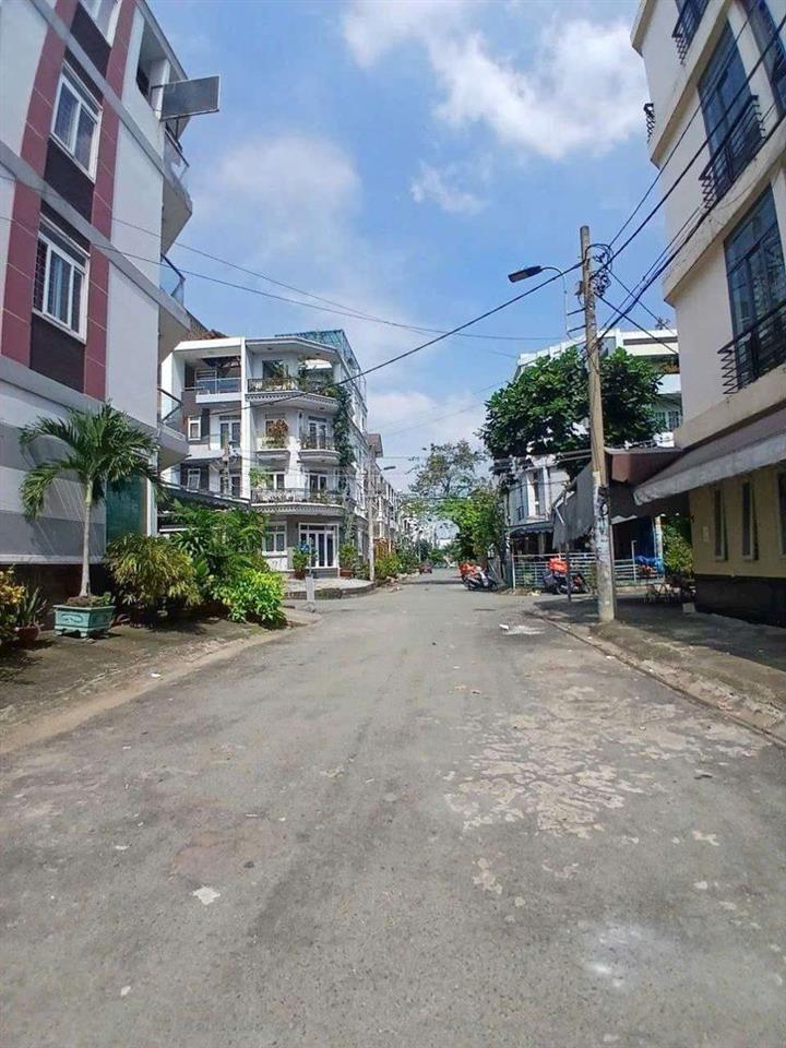 MT KDC Bình Phú 1 4.5x20 3 lầu