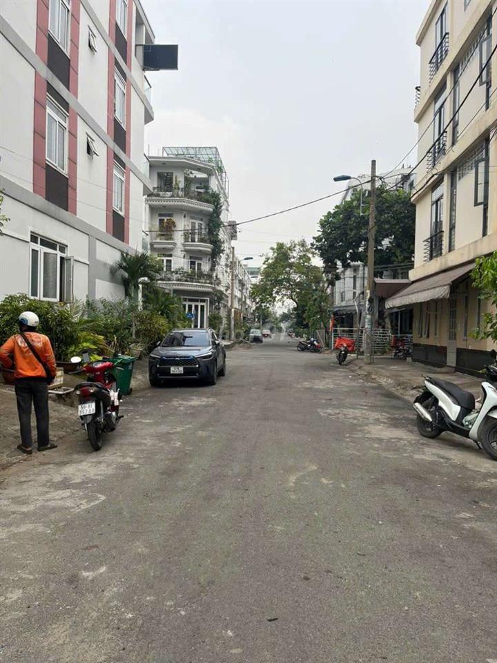 MT KDC Bình Phú 1 4.5x20 3 lầu